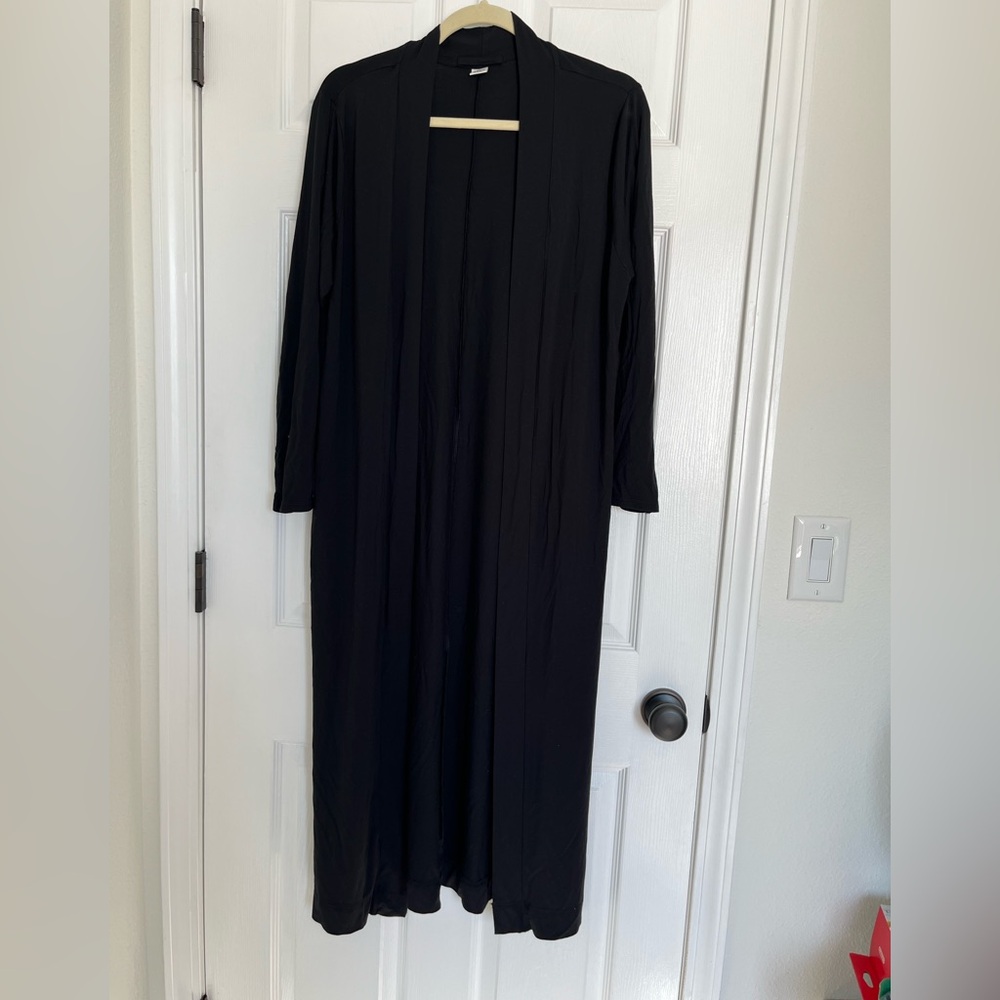 TRUE & CO 52” Long Black Lightweight Modal Soft Robe w Pockets Sz M